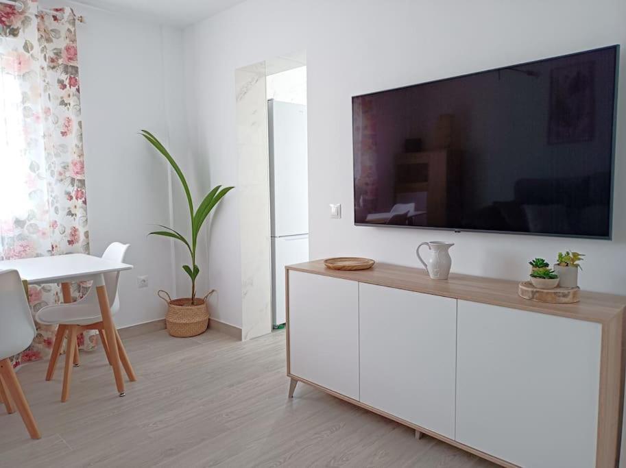 Apartamento Entero Con Solarium En Sabinillas, Con Piscina Y Al Lado Del Puerto De La Duquesa Манільва Екстер'єр фото